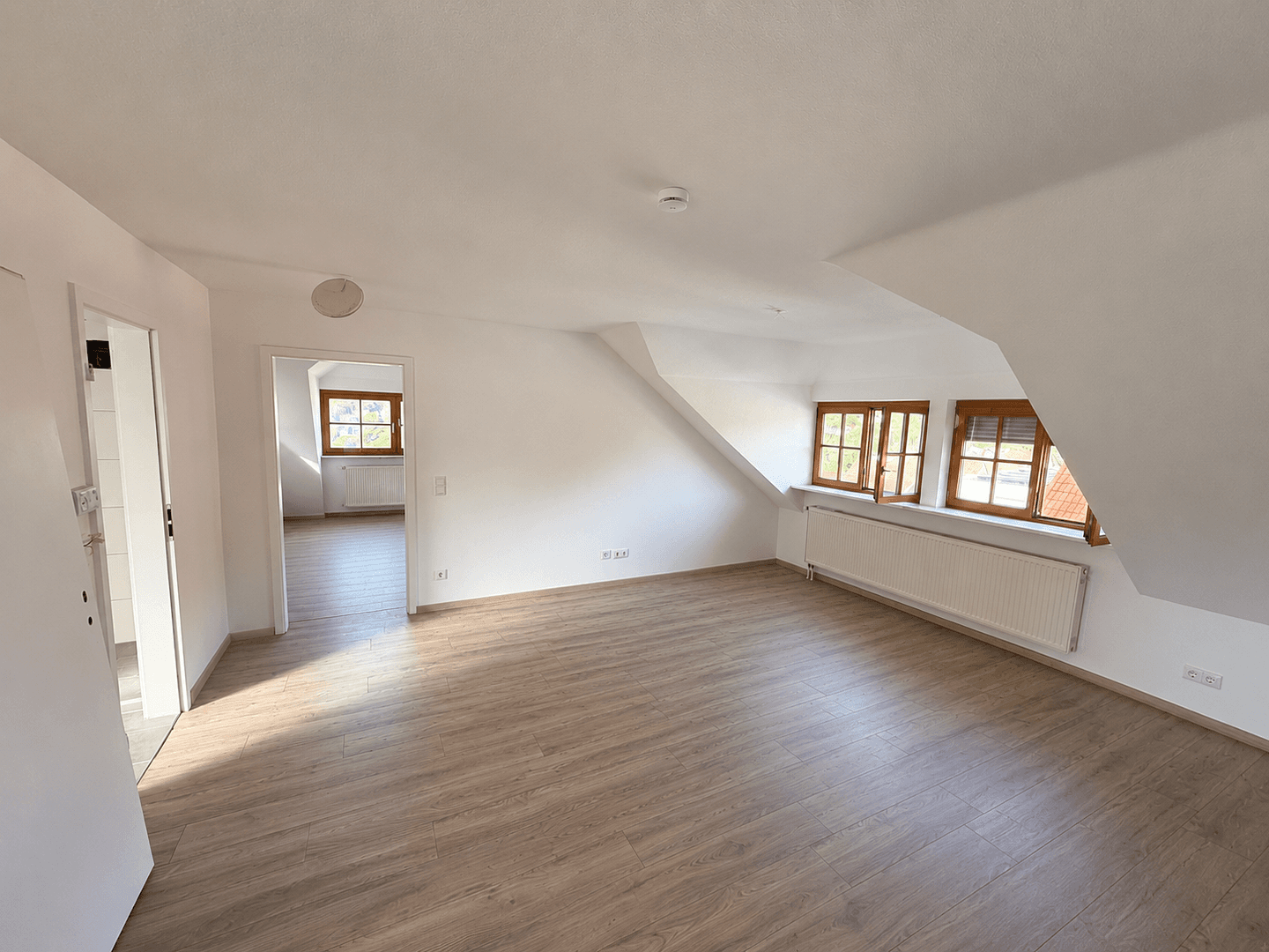 Prenájom bytu 2-izbový 63 m², Ellwangen (Jagst), Bádensko-Wurttembersko Prenájom bytu 2-izbový 63 m², Ellwangen (Jagst), Bádensko-Wurttembersko