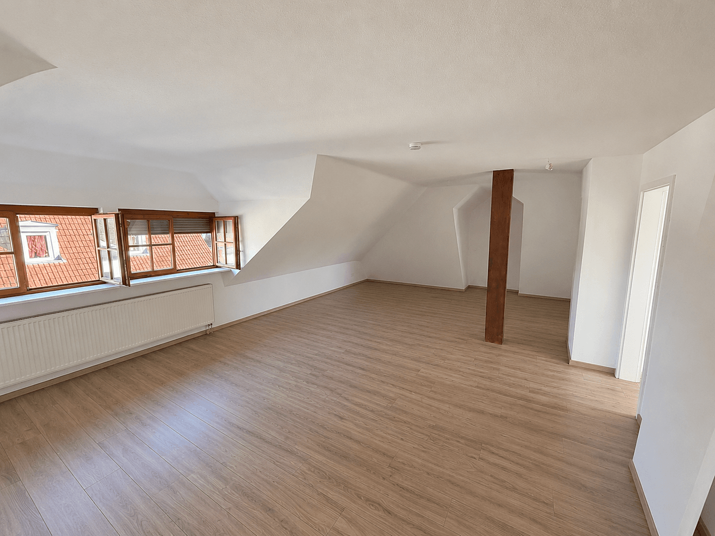 Prenájom bytu 2-izbový 63 m², Ellwangen (Jagst), Bádensko-Wurttembersko Prenájom bytu 2-izbový 63 m², Ellwangen (Jagst), Bádensko-Wurttembersko