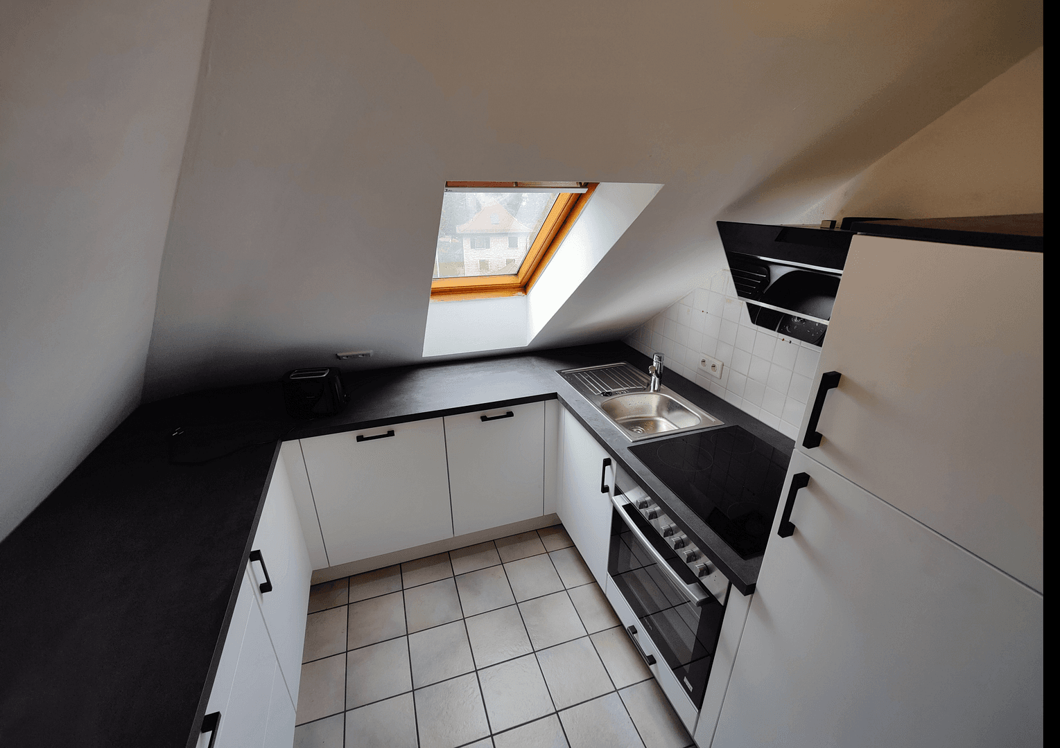 Prenájom bytu 2-izbový 63 m², Ellwangen (Jagst), Bádensko-Wurttembersko Prenájom bytu 2-izbový 63 m², Ellwangen (Jagst), Bádensko-Wurttembersko