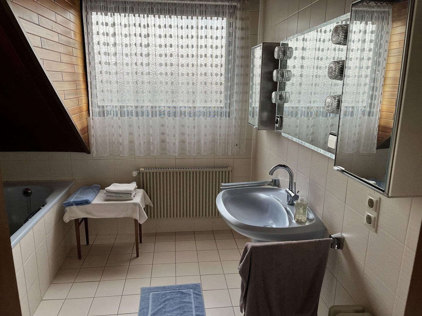Predaj domu 95 m², pozemok 245 m², Kerpen, Severné Porýnie - Westfálsko Predaj domu 95 m², pozemok 245 m², Kerpen, Severné Porýnie - Westfálsko