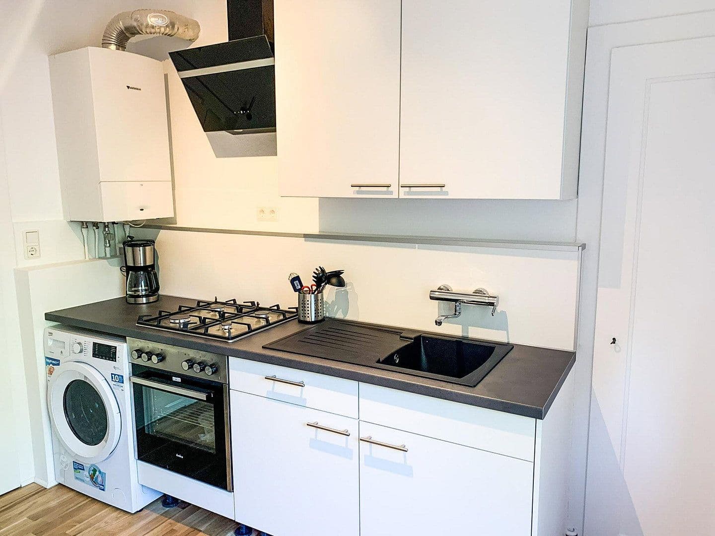 Prenájom bytu 1-izbový 39 m², Suthwiesenstraße 47, Hannover, Dolné Sasko Prenájom bytu 1-izbový 39 m², Suthwiesenstraße 47, Hannover, Dolné Sasko
