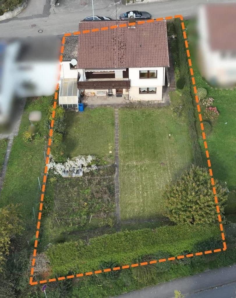Predaj domu 170 m², pozemok 566 m², Obersulm, Bádensko-Wurttembersko Predaj domu 170 m², pozemok 566 m², Obersulm, Bádensko-Wurttembersko