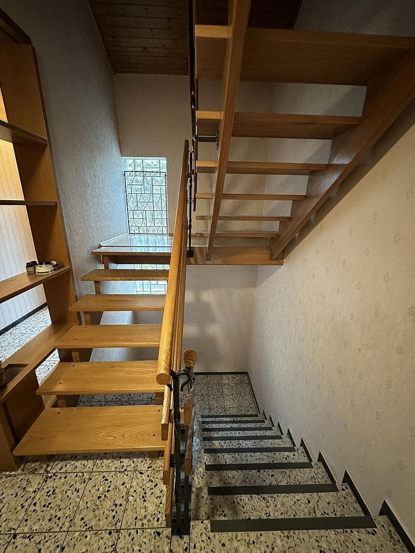 Predaj domu 170 m², pozemok 566 m², Obersulm, Bádensko-Wurttembersko Predaj domu 170 m², pozemok 566 m², Obersulm, Bádensko-Wurttembersko