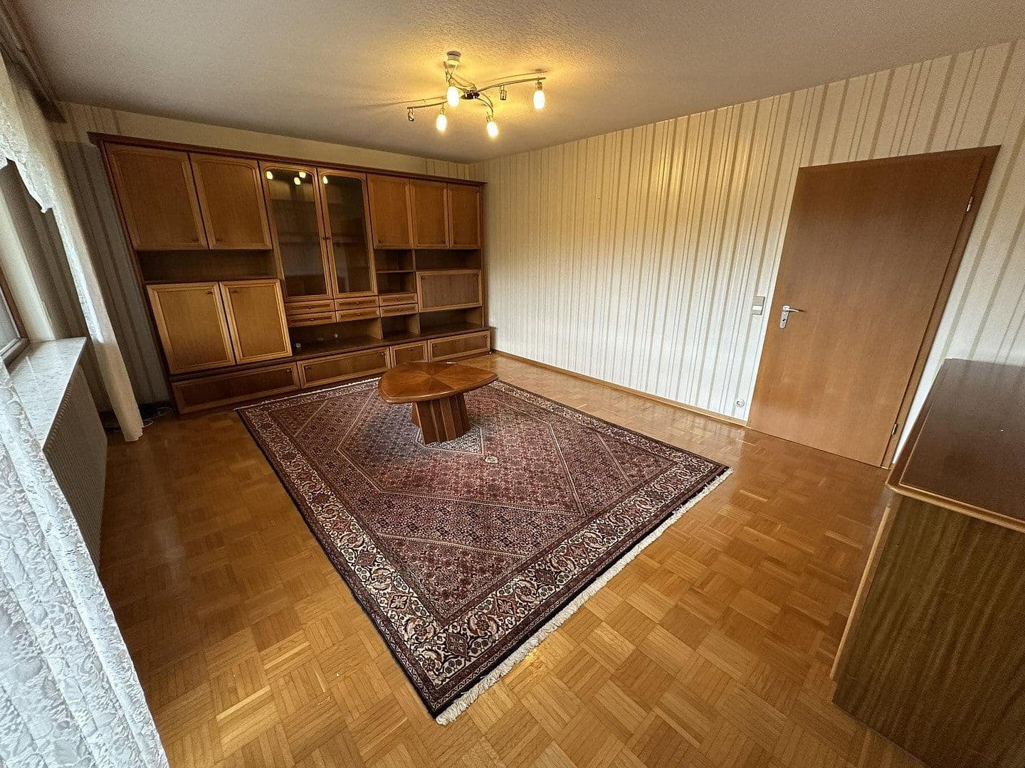 Predaj domu 170 m², pozemok 566 m², Obersulm, Bádensko-Wurttembersko Predaj domu 170 m², pozemok 566 m², Obersulm, Bádensko-Wurttembersko