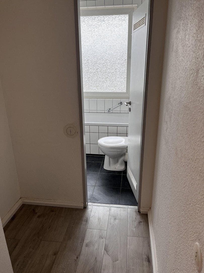 Prenájom bytu 1-izbový 48 m², Aachen, Severné Porýnie - Westfálsko Prenájom bytu 1-izbový 48 m², Aachen, Severné Porýnie - Westfálsko