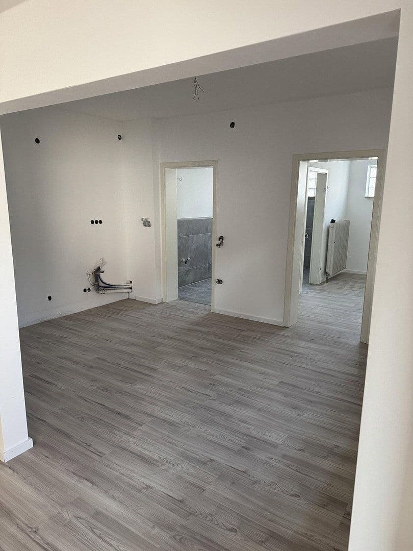 Prenájom bytu 2-izbový 75 m², Kuhardt, Porýnie-Falcko Prenájom bytu 2-izbový 75 m², Kuhardt, Porýnie-Falcko