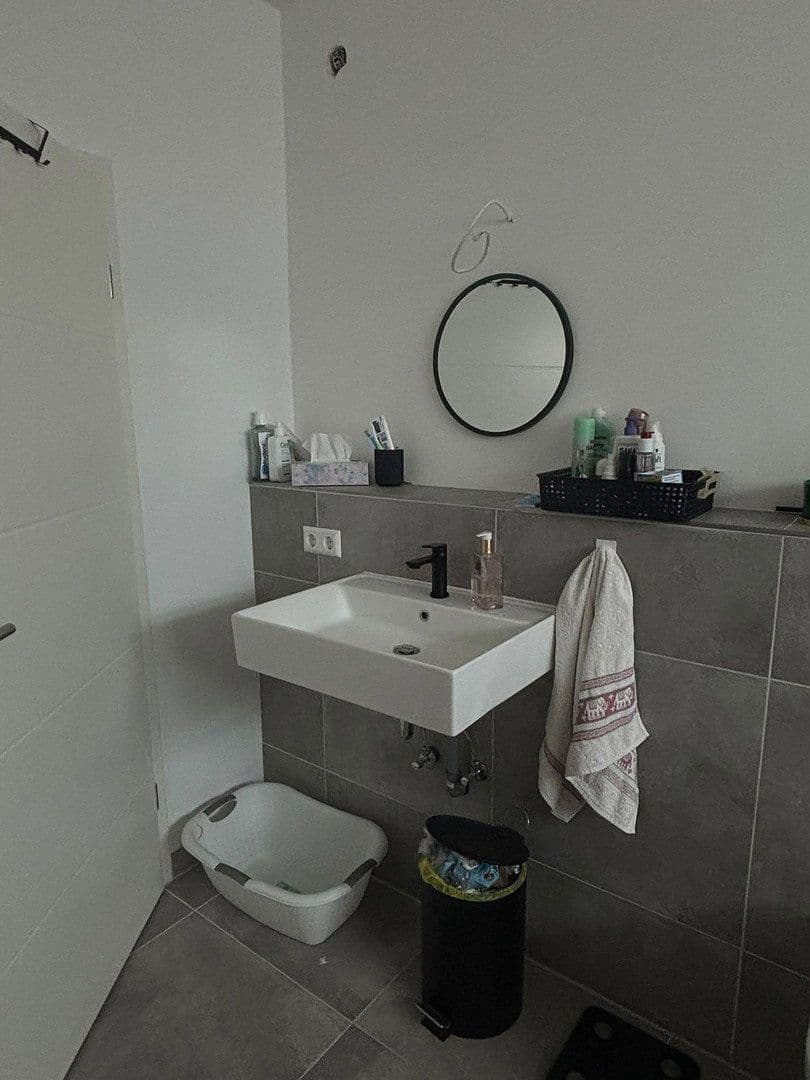 Prenájom bytu 2-izbový 75 m², Kuhardt, Porýnie-Falcko Prenájom bytu 2-izbový 75 m², Kuhardt, Porýnie-Falcko