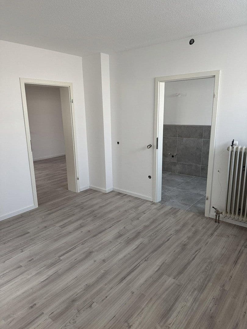 Prenájom bytu 2-izbový 75 m², Kuhardt, Porýnie-Falcko Prenájom bytu 2-izbový 75 m², Kuhardt, Porýnie-Falcko