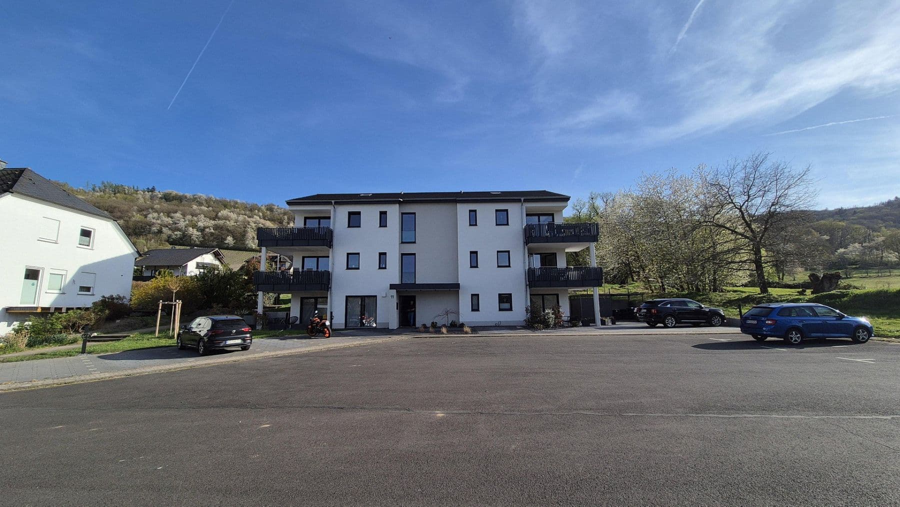 Prenájom bytu 3-izbový 91 m², Bernkastel-Kues, Porýnie-Falcko Prenájom bytu 3-izbový 91 m², Bernkastel-Kues, Porýnie-Falcko
