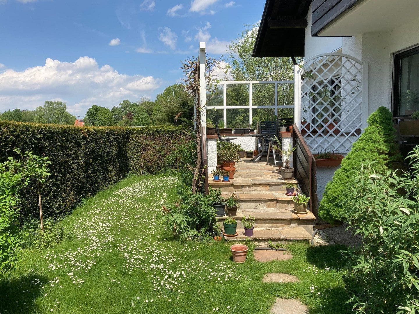 Predaj domu 120 m², pozemok 270 m², Groebenzell, Bavorsko Predaj domu 120 m², pozemok 270 m², Groebenzell, Bavorsko