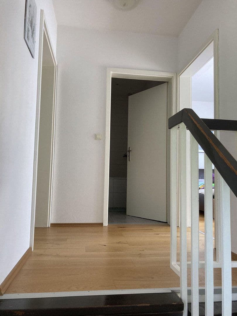 Predaj domu 120 m², pozemok 270 m², Groebenzell, Bavorsko Predaj domu 120 m², pozemok 270 m², Groebenzell, Bavorsko