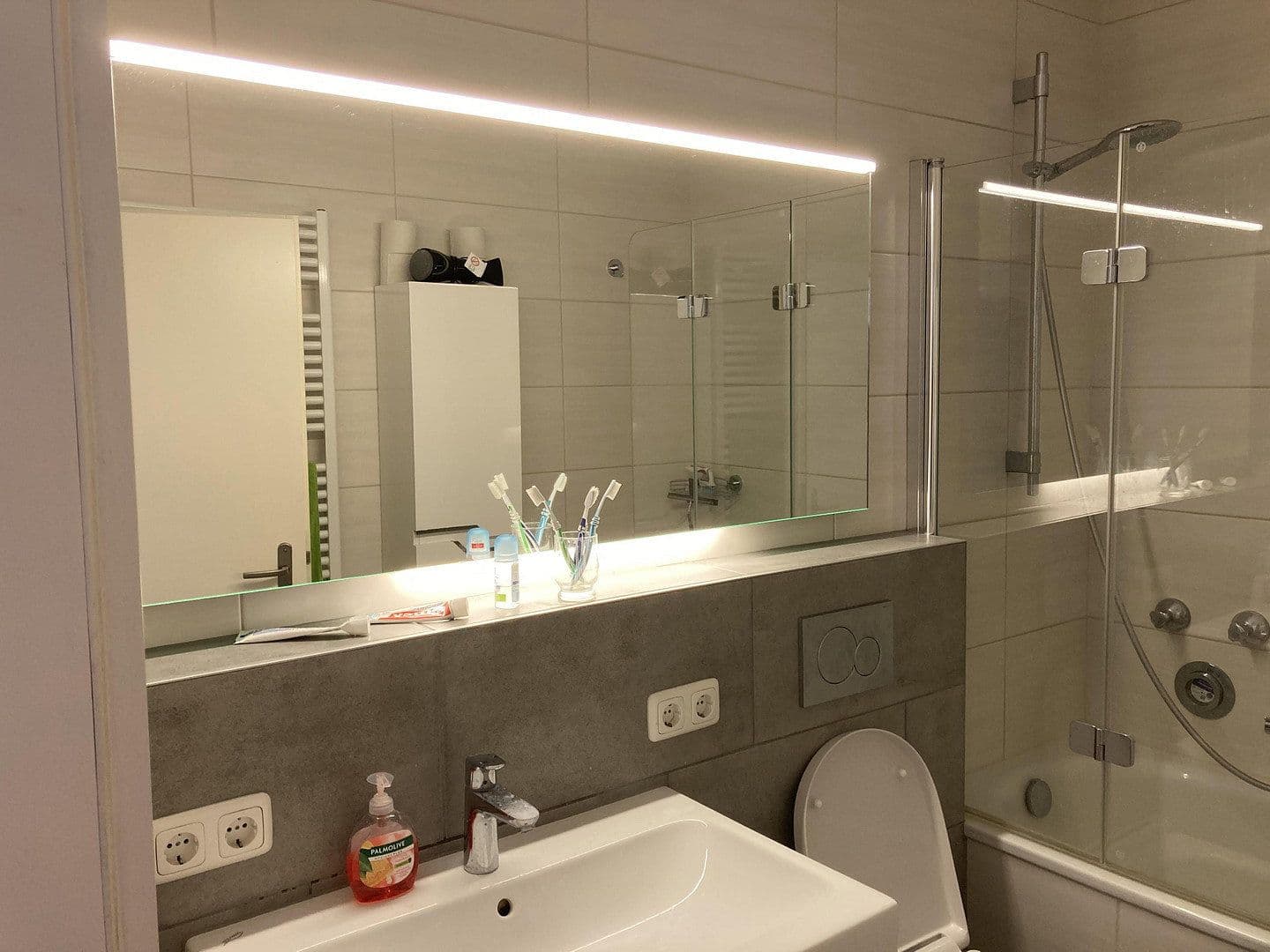 Predaj domu 120 m², pozemok 270 m², Groebenzell, Bavorsko Predaj domu 120 m², pozemok 270 m², Groebenzell, Bavorsko