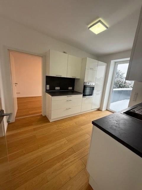 Prenájom bytu 3-izbový 91 m², Schumannstr. 15, Nienburg/Weser, Dolné Sasko Prenájom bytu 3-izbový 91 m², Schumannstr. 15, Nienburg/Weser, Dolné Sasko