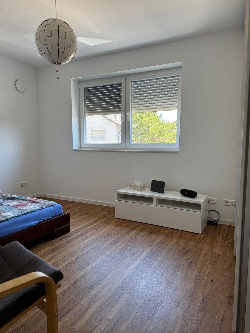 Prenájom bytu 2-izbový 67 m², Bad Schönborn, Bádensko-Wurttembersko Prenájom bytu 2-izbový 67 m², Bad Schönborn, Bádensko-Wurttembersko