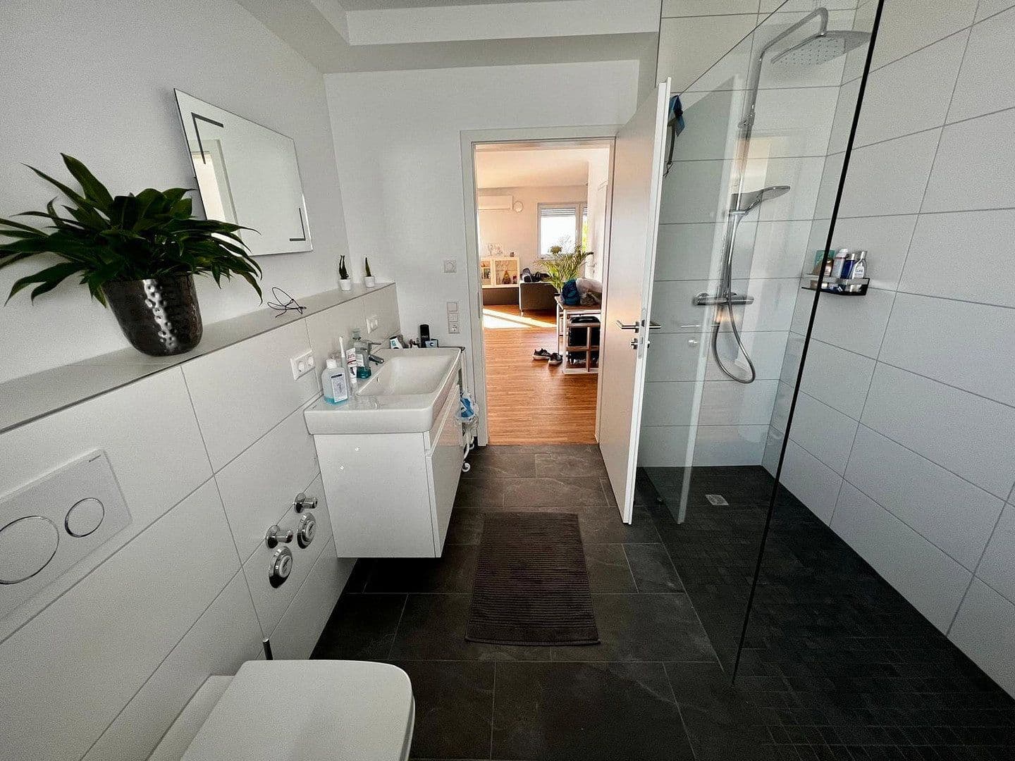 Prenájom bytu 2-izbový 67 m², Bad Schönborn, Bádensko-Wurttembersko Prenájom bytu 2-izbový 67 m², Bad Schönborn, Bádensko-Wurttembersko