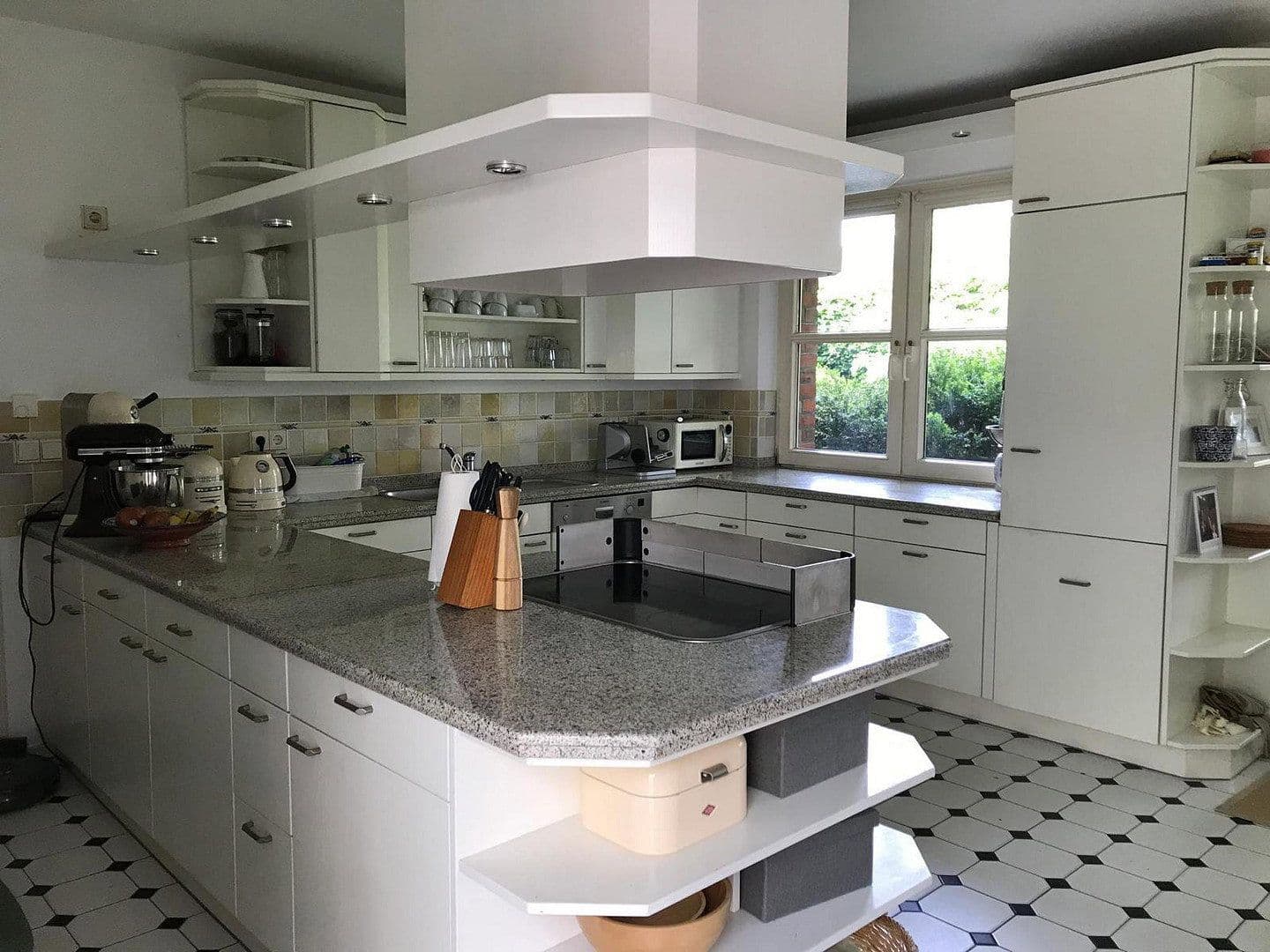 Predaj domu 412 m², pozemok 1.745 m², Ottersberg, Dolné Sasko Predaj domu 412 m², pozemok 1.745 m², Ottersberg, Dolné Sasko