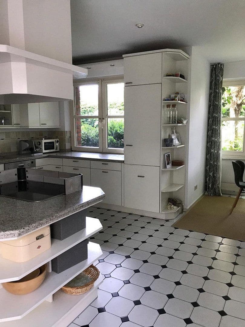 Predaj domu 412 m², pozemok 1.745 m², Ottersberg, Dolné Sasko Predaj domu 412 m², pozemok 1.745 m², Ottersberg, Dolné Sasko