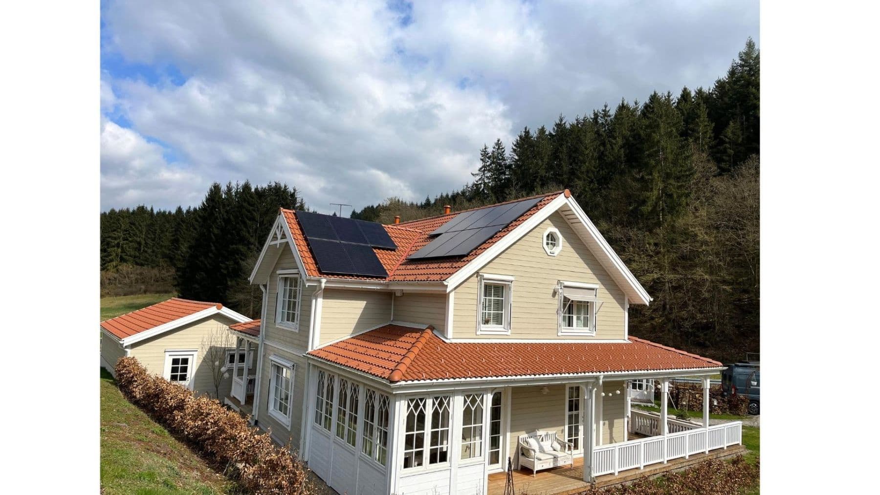 Predaj domu 171 m², pozemok 671 m², Dümpelfeld, Porýnie-Falcko Predaj domu 171 m², pozemok 671 m², Dümpelfeld, Porýnie-Falcko