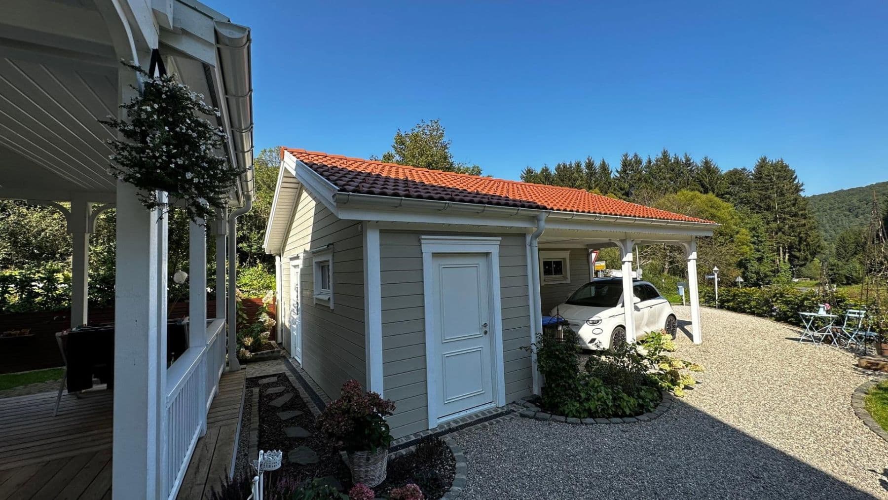 Predaj domu 171 m², pozemok 671 m², Dümpelfeld, Porýnie-Falcko Predaj domu 171 m², pozemok 671 m², Dümpelfeld, Porýnie-Falcko
