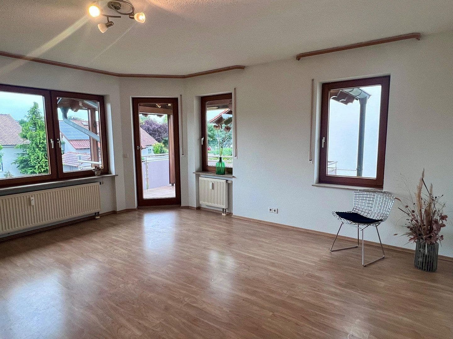 Prenájom bytu 4-izbový 97 m², Gottmadingen, Bádensko-Wurttembersko Prenájom bytu 4-izbový 97 m², Gottmadingen, Bádensko-Wurttembersko