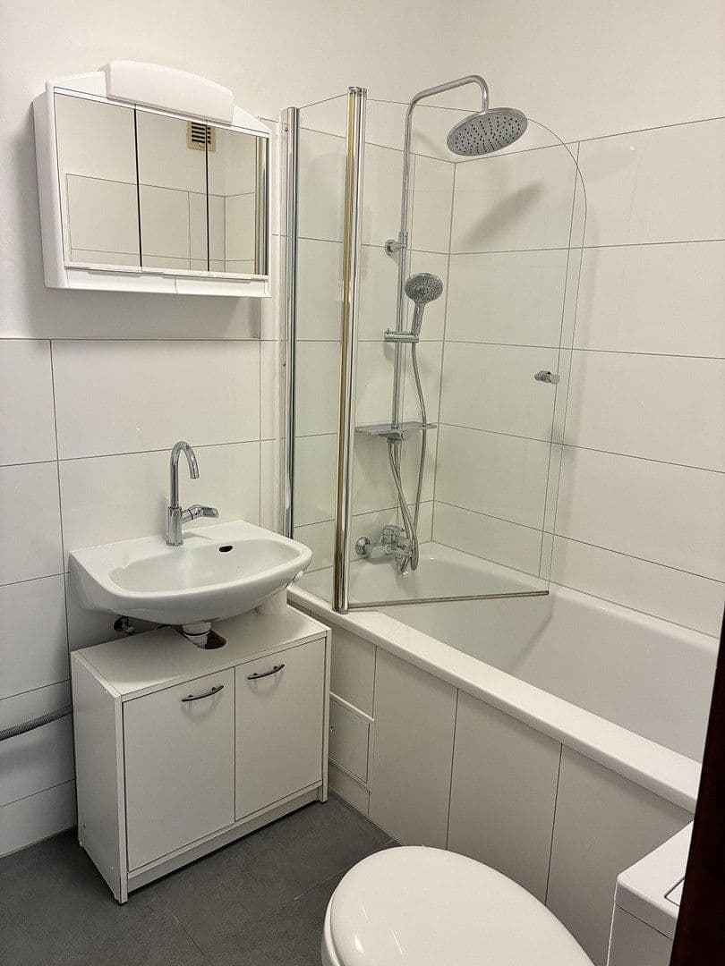 Prenájom bytu 4-izbový 95 m², Werne, Severné Porýnie - Westfálsko Prenájom bytu 4-izbový 95 m², Werne, Severné Porýnie - Westfálsko