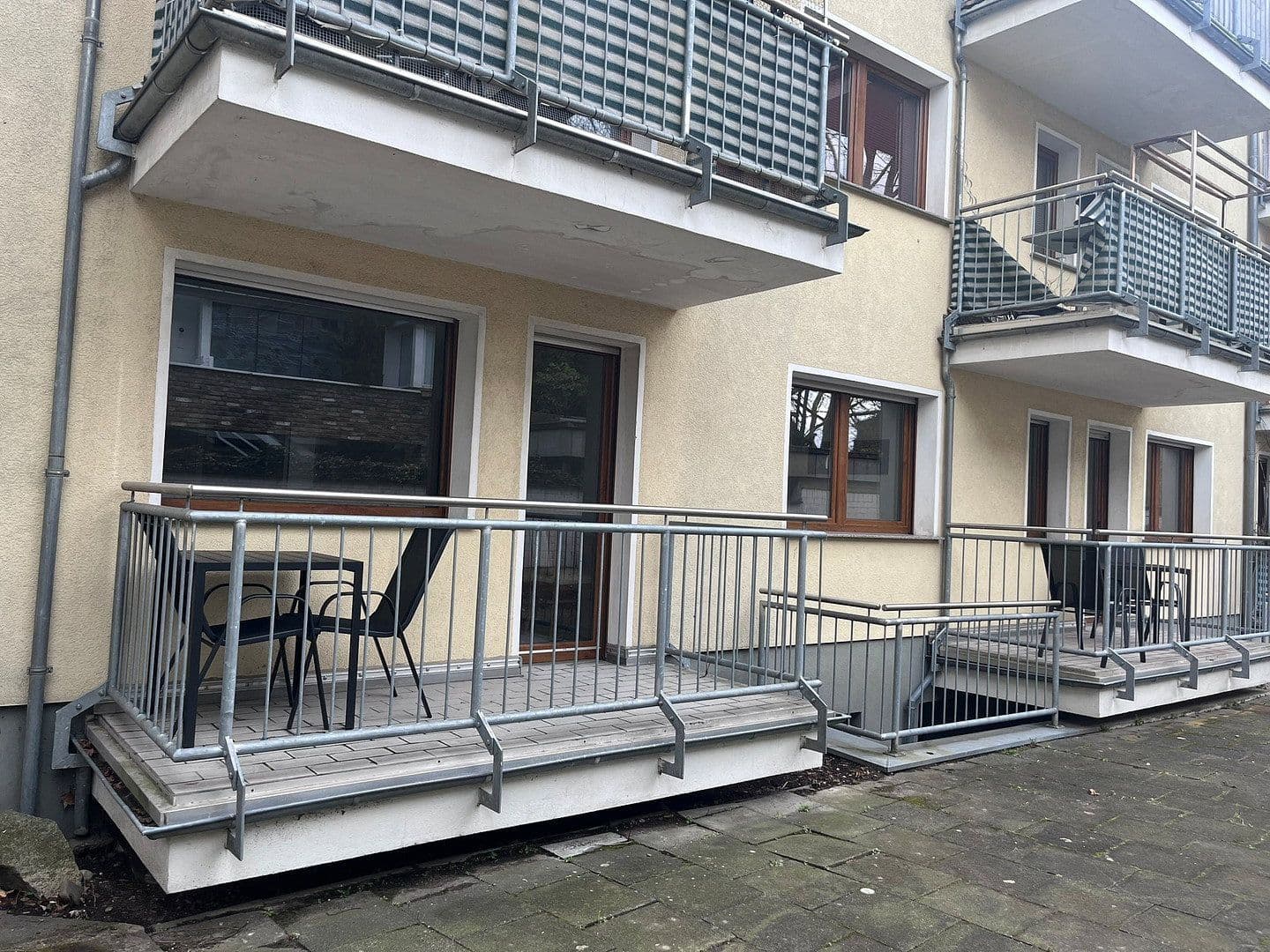 Prenájom bytu 2-izbový 62 m², Düsseldorfer Straße 37, Köln, Severné Porýnie - Westfálsko Prenájom bytu 2-izbový 62 m², Düsseldorfer Straße 37, Köln, Severné Porýnie - Westfálsko