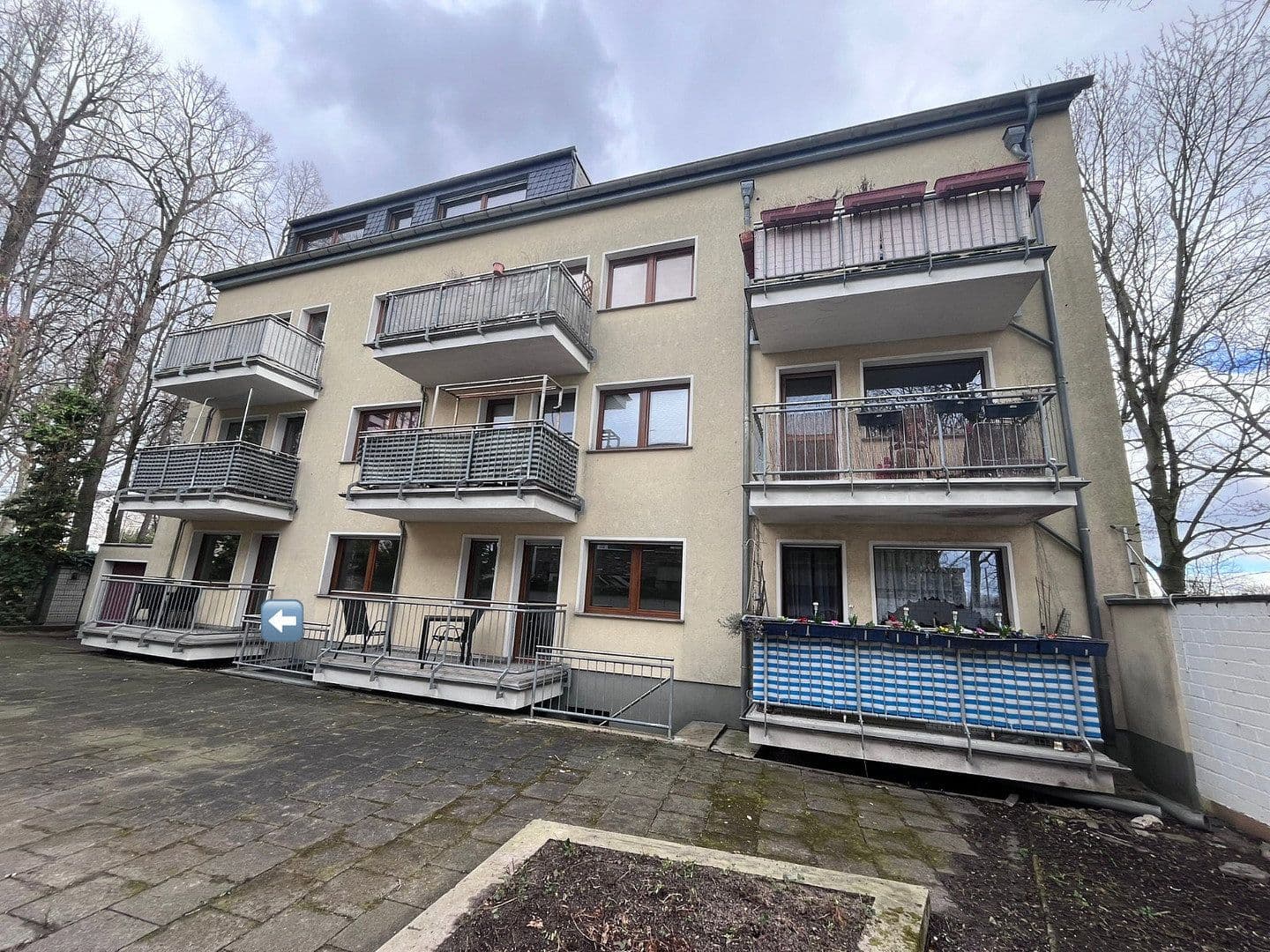Prenájom bytu 2-izbový 62 m², Düsseldorfer Straße 37, Köln, Severné Porýnie - Westfálsko Prenájom bytu 2-izbový 62 m², Düsseldorfer Straße 37, Köln, Severné Porýnie - Westfálsko