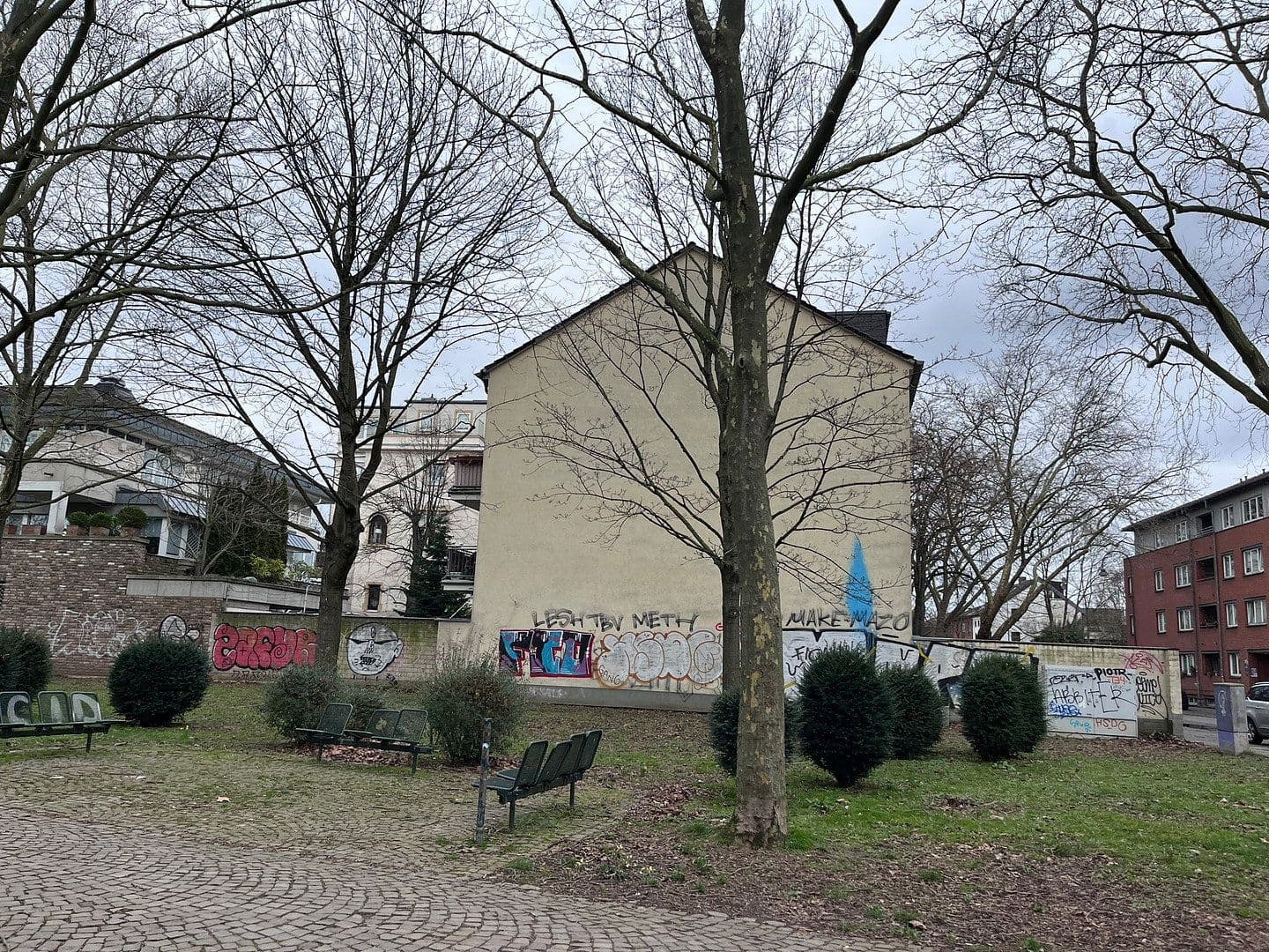 Prenájom bytu 2-izbový 62 m², Düsseldorfer Straße 37, Köln, Severné Porýnie - Westfálsko Prenájom bytu 2-izbový 62 m², Düsseldorfer Straße 37, Köln, Severné Porýnie - Westfálsko