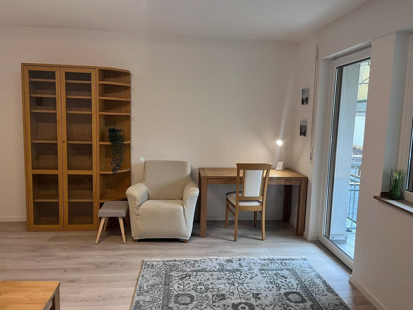 Prenájom bytu 2-izbový 62 m², Düsseldorfer Straße 37, Köln, Severné Porýnie - Westfálsko Prenájom bytu 2-izbový 62 m², Düsseldorfer Straße 37, Köln, Severné Porýnie - Westfálsko