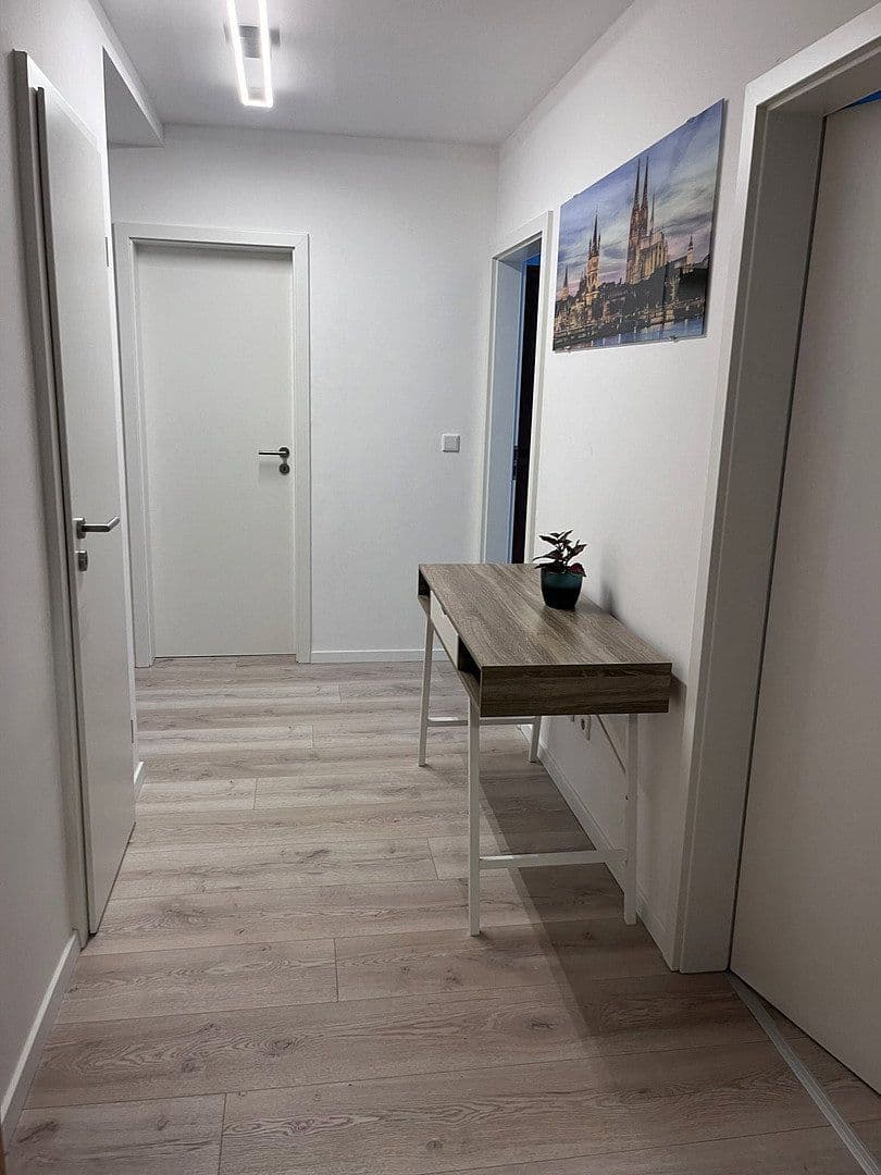 Prenájom bytu 2-izbový 62 m², Düsseldorfer Straße 37, Köln, Severné Porýnie - Westfálsko Prenájom bytu 2-izbový 62 m², Düsseldorfer Straße 37, Köln, Severné Porýnie - Westfálsko