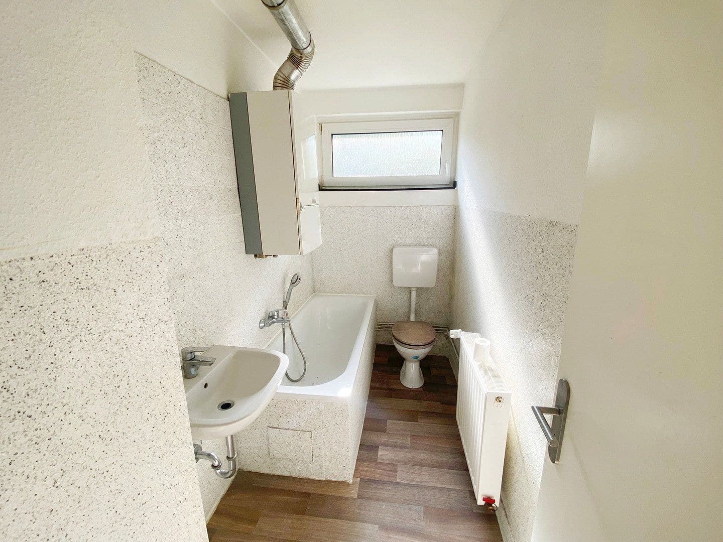Prenájom bytu 3-izbový 70 m², Ludwigstr. 56, Herne, Severné Porýnie - Westfálsko Prenájom bytu 3-izbový 70 m², Ludwigstr. 56, Herne, Severné Porýnie - Westfálsko