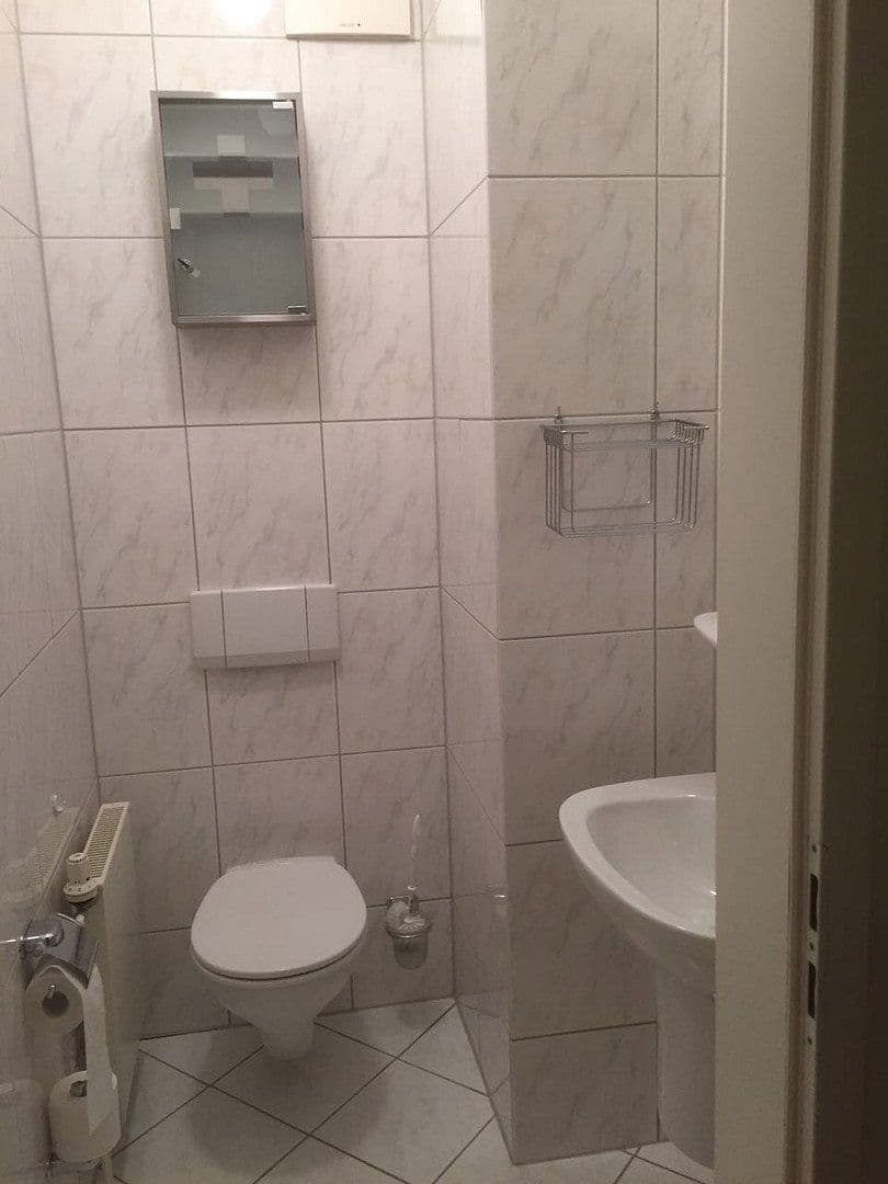 Prenájom bytu 3-izbový 93 m², Elbchaussee 172, Hamburg, Hamburg Prenájom bytu 3-izbový 93 m², Elbchaussee 172, Hamburg, Hamburg