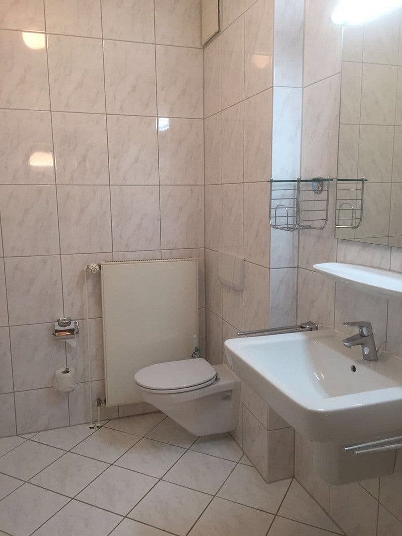 Prenájom bytu 3-izbový 93 m², Elbchaussee 172, Hamburg, Hamburg Prenájom bytu 3-izbový 93 m², Elbchaussee 172, Hamburg, Hamburg