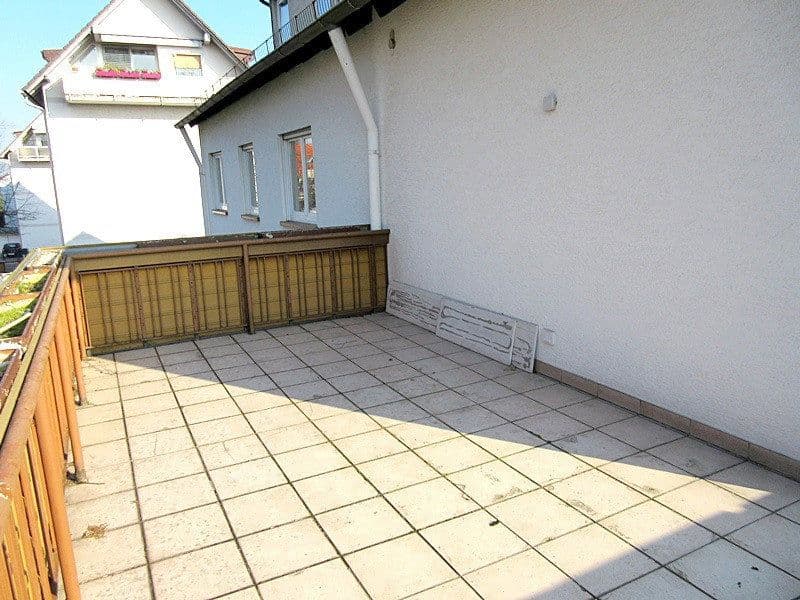 Prenájom bytu 4-izbový 135 m², Frankfurt, Hesensko Prenájom bytu 4-izbový 135 m², Frankfurt, Hesensko