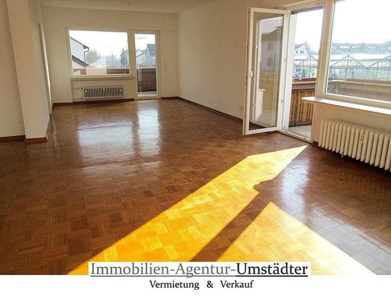 Prenájom bytu 4-izbový 135 m², Frankfurt, Hesensko Prenájom bytu 4-izbový 135 m², Frankfurt, Hesensko