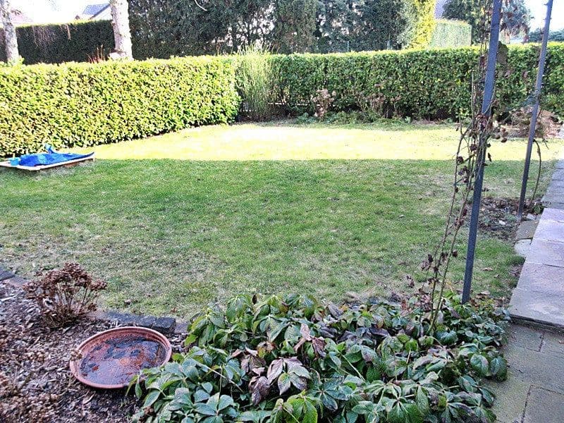 Prenájom bytu 4-izbový 135 m², Frankfurt, Hesensko Prenájom bytu 4-izbový 135 m², Frankfurt, Hesensko