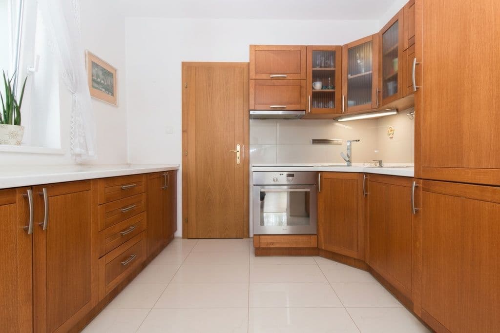 Predaj bytu 3-izbový 75 m², Ružová dolina, Ružinov, Bratislavský kraj Predaj bytu 3-izbový 75 m², Ružová dolina, Ružinov, Bratislavský kraj