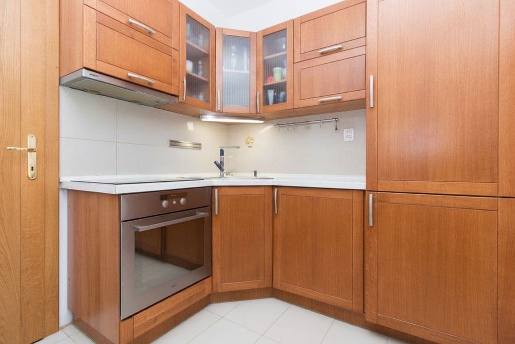 Predaj bytu 3-izbový 75 m², Ružová dolina, Ružinov, Bratislavský kraj Predaj bytu 3-izbový 75 m², Ružová dolina, Ružinov, Bratislavský kraj