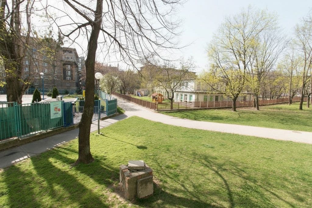 Predaj bytu 3-izbový 75 m², Ružová dolina, Ružinov, Bratislavský kraj Predaj bytu 3-izbový 75 m², Ružová dolina, Ružinov, Bratislavský kraj