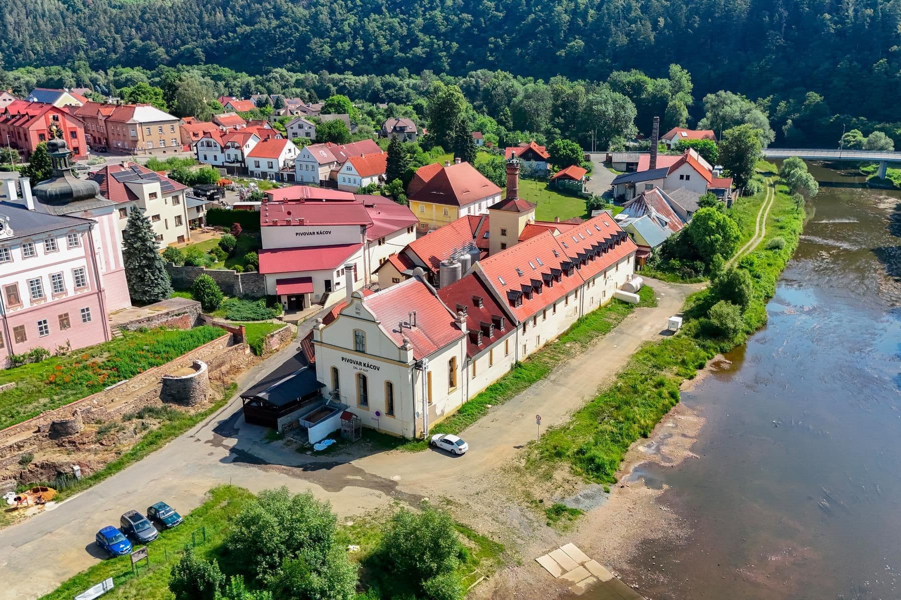 Predaj domu 130 m², pozemok 1.819 m², Kácov, Středočeský kraj Predaj domu 130 m², pozemok 1.819 m², Kácov, Středočeský kraj