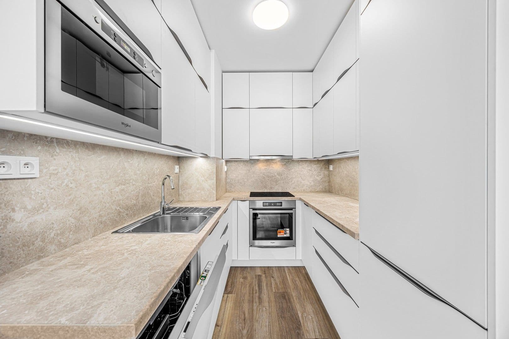Prenájom bytu 2-izbový 59 m², Josefa Truhláře, Brandýs nad Labem-Stará Boleslav, Středočeský kraj Prenájom bytu 2-izbový 59 m², Josefa Truhláře, Brandýs nad Labem-Stará Boleslav, Středočeský kraj