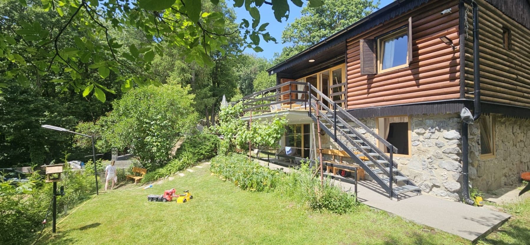 Predaj rekreačného objektu 100 m², pozemok 568 m², Suchý vrch, Limbach, Bratislavský kraj Predaj rekreačného objektu 100 m², pozemok 568 m², Suchý vrch, Limbach, Bratislavský kraj