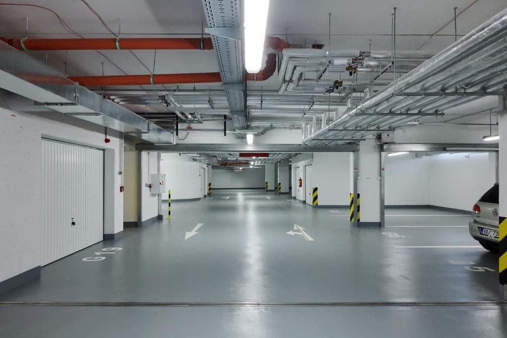 Prenájom bytu 1-izbový 45 m², V Háji, Praha, Praha Prenájom bytu 1-izbový 45 m², V Háji, Praha, Praha