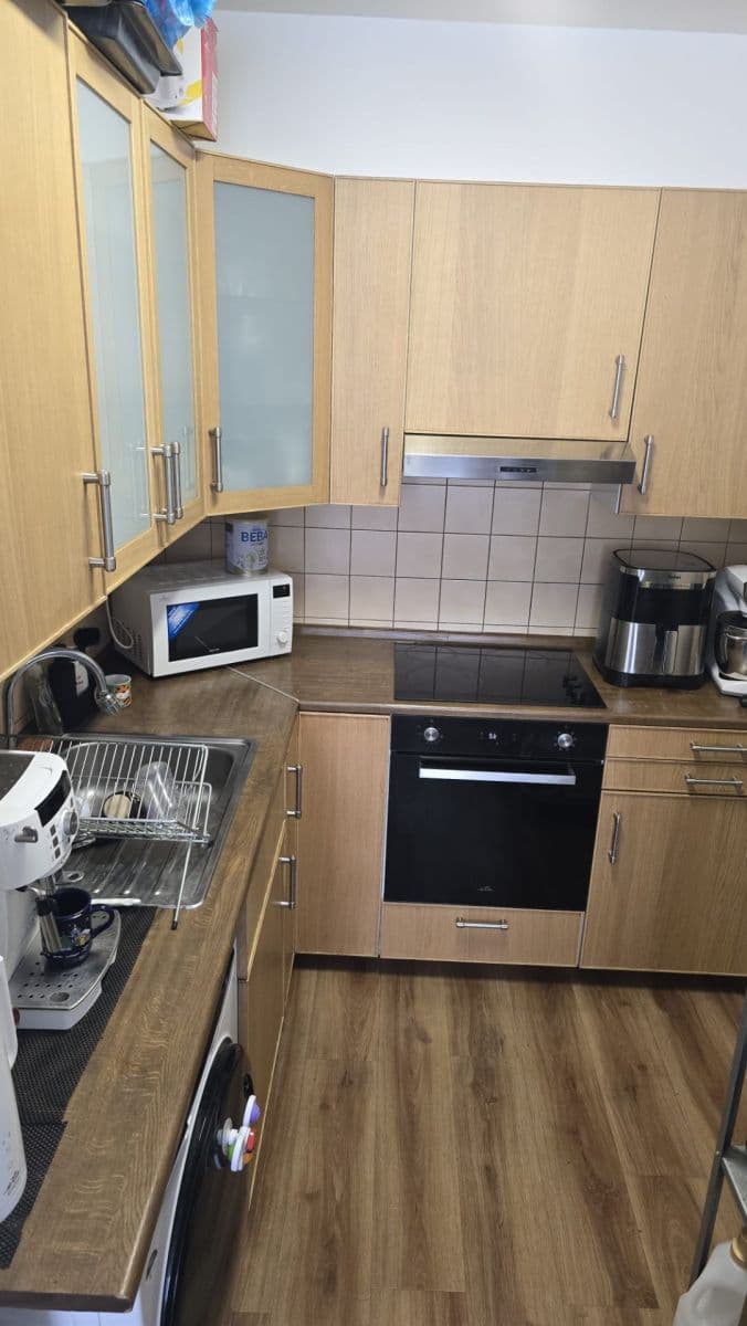 Prenájom bytu 2-izbový 49 m², Milánská, Praha, Praha Prenájom bytu 2-izbový 49 m², Milánská, Praha, Praha