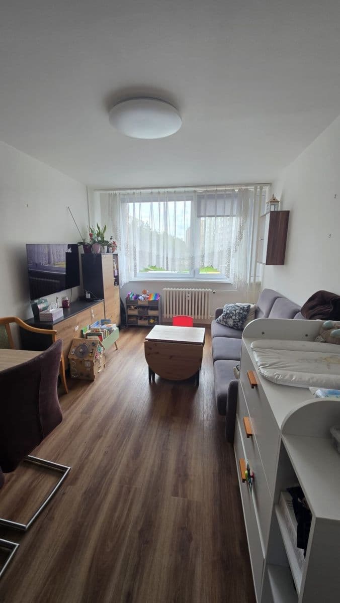 Prenájom bytu 2-izbový 49 m², Milánská, Praha, Praha Prenájom bytu 2-izbový 49 m², Milánská, Praha, Praha
