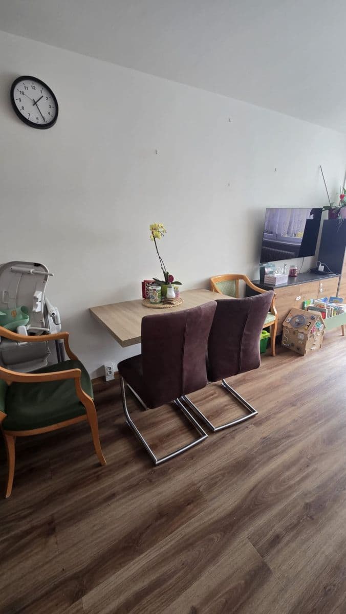 Prenájom bytu 2-izbový 49 m², Milánská, Praha, Praha Prenájom bytu 2-izbový 49 m², Milánská, Praha, Praha