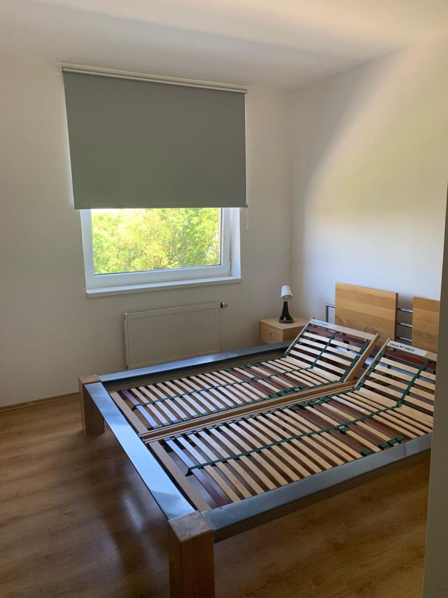 Prenájom bytu 3-izbový 73 m², Křivatcová, Praha, Praha Prenájom bytu 3-izbový 73 m², Křivatcová, Praha, Praha