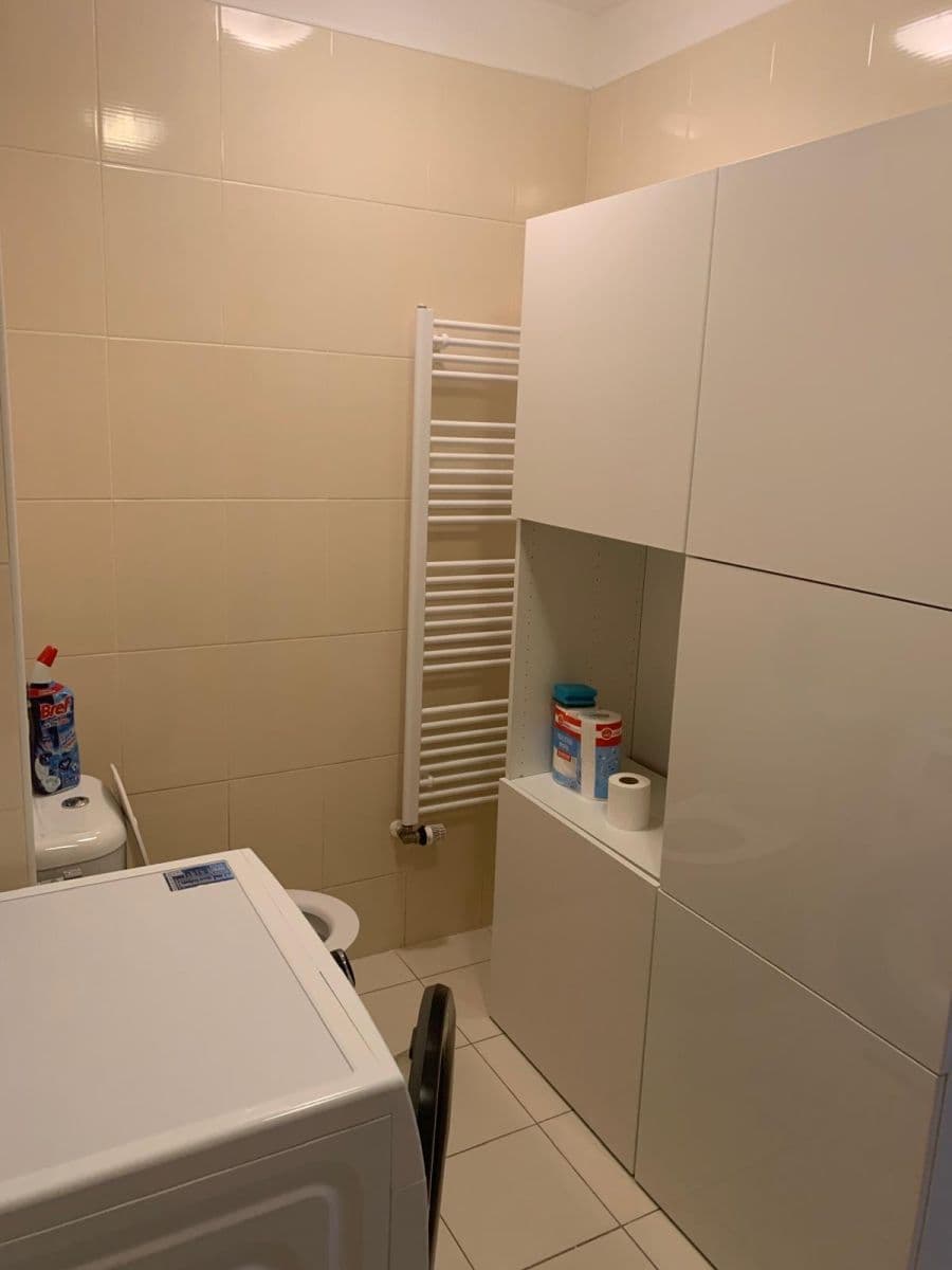 Prenájom bytu 3-izbový 73 m², Křivatcová, Praha, Praha Prenájom bytu 3-izbový 73 m², Křivatcová, Praha, Praha