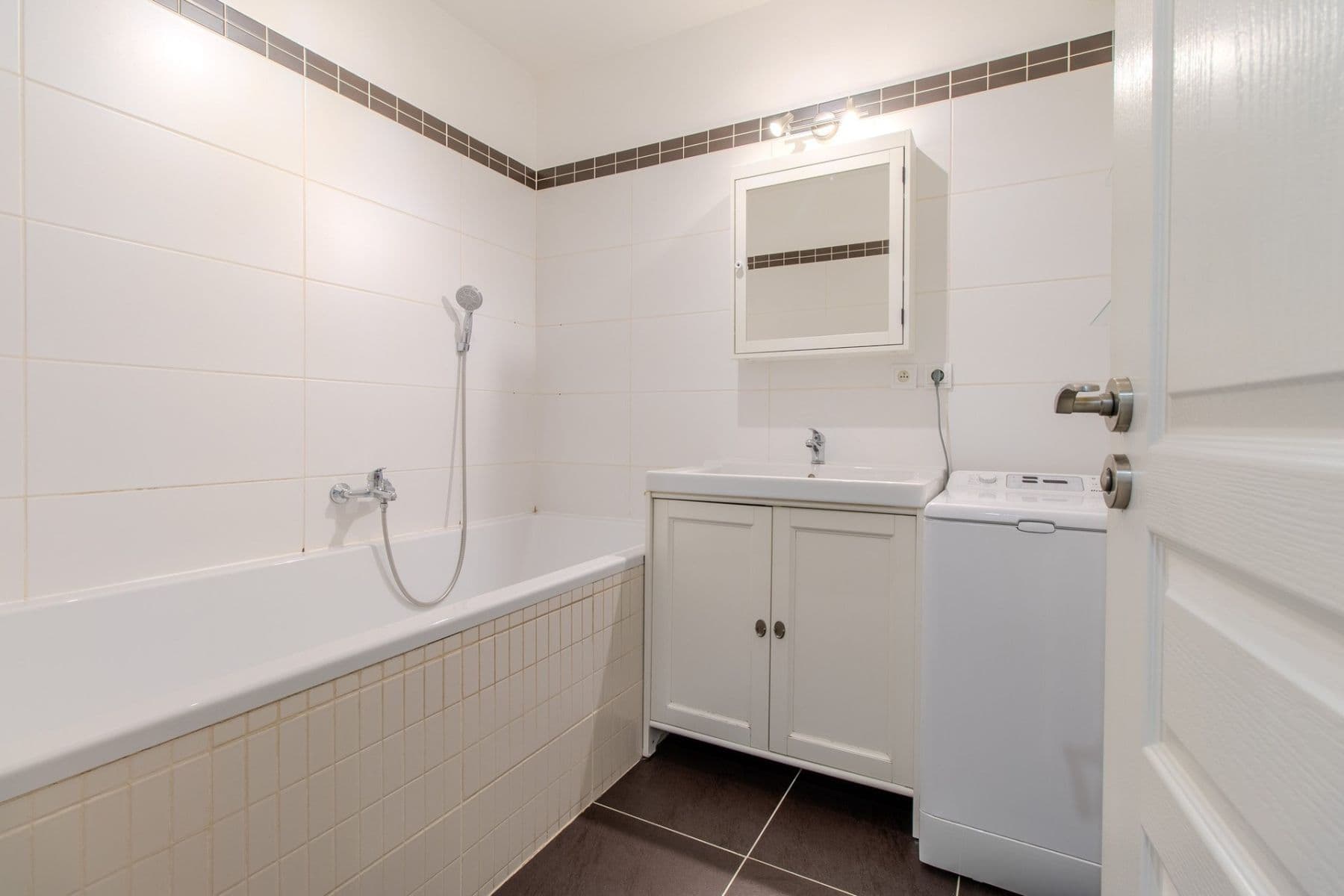 Prenájom bytu 2-izbový 70 m², Na Hrádku, Kralupy nad Vltavou, Středočeský kraj Prenájom bytu 2-izbový 70 m², Na Hrádku, Kralupy nad Vltavou, Středočeský kraj