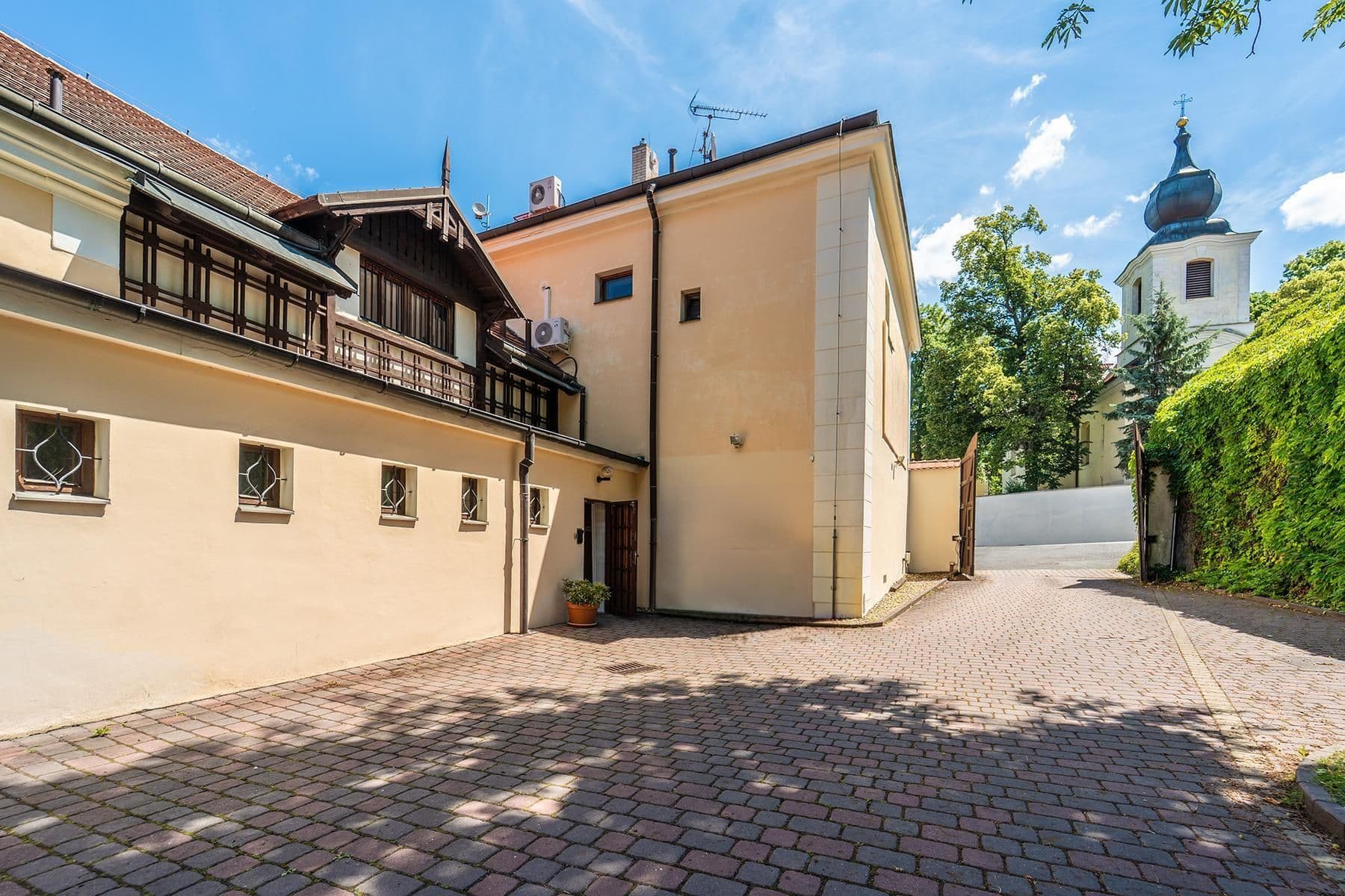 Predaj kancelárie 250 m², Bohnická, Praha, Praha Predaj kancelárie 250 m², Bohnická, Praha, Praha